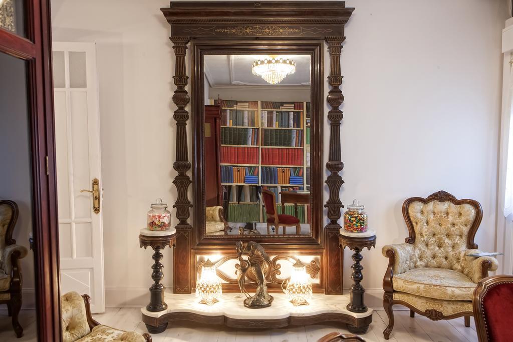 Hostal Boutique Puerta Del Sol Torrelavega Bagian luar foto