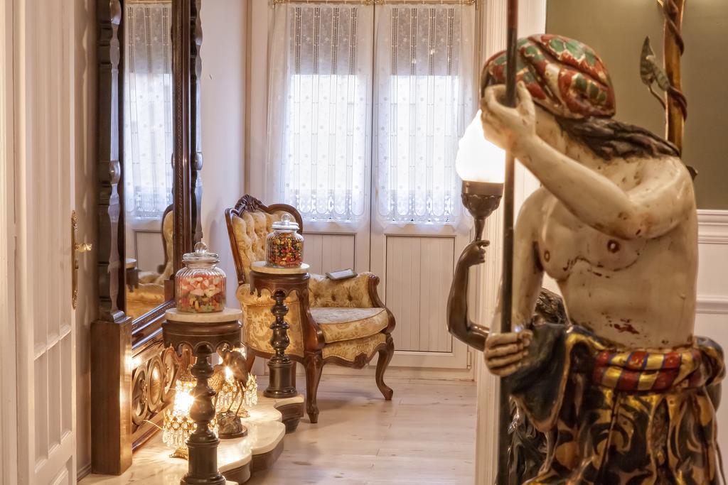 Hostal Boutique Puerta Del Sol Torrelavega Bagian luar foto